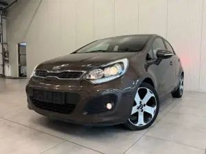 Kia Rio 1.4 CVVT Spirit
