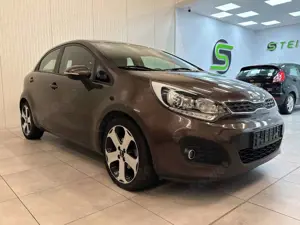 Kia Rio 1.4 CVVT Spirit Bild 2