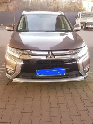 Mitsubishi Outlander 2.2 DI-D 2WD Plus