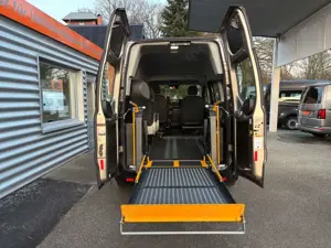 Ford Transit Custom Aktiv/Passivfahrer Klima+Standhzg Bild 2