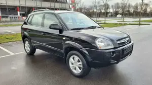 Hyundai TUCSON 2.0 GLS SERVO  KLIMA PDC*** Bild 3