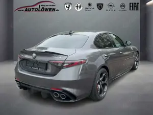 Alfa Romeo Giulia 2.9 V6 Bi-Turbo Quadrifoglio (EURO 6e) Bild 4