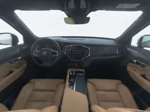 Volvo XC90 T8 Recharge AWD Ultimate Dark 22"+AHK+360° Bild 3