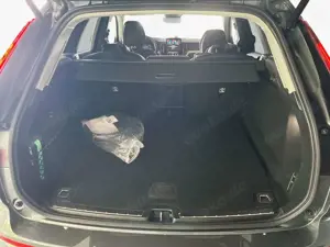 Volvo XC60 XC60 T8 AWD Plug-in Hybrid Ultra Dark Bild 5