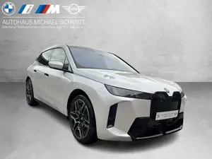 BMW iX xDrive45 M Sportpaket HK HiFi DAB LED