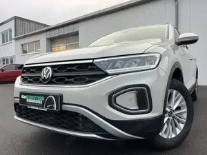 Volkswagen T-Roc 1.5 TSI DSG Life 149€ m.20% Anz. AHK Parklenk Na
