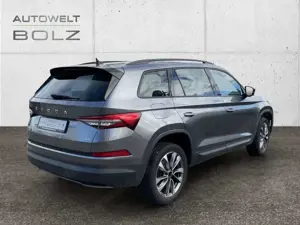 Skoda Kodiaq Tour 4x4 2.0 TDI StandHZG AHK Navi Kamera Bild 4