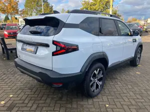 Dacia Bigster Hybrid 155 Expression Bild 4