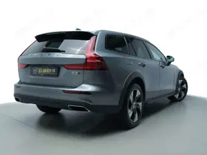 Volvo V60 Cross Country Pro AWD PANO*LED*STAND*KAMERA*8FACH Bild 3