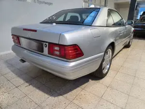 Mercedes-Benz SL 320 V6 Topzustand inkl. Hardtop Bild 4