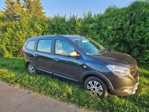 Dacia Lodgy Lodgy SCe 100 Stepway Bild 1