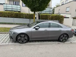 Mercedes-Benz CLA 200 CLA 200 7G-DCT Edition Progressive Line