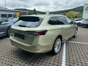 Skoda Superb Combi 1.5 TSI mHEV 110kW  Matrix-LED+AHK Bild 2