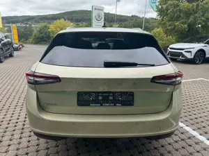 Skoda Superb Combi 1.5 TSI mHEV 110kW  Matrix-LED+AHK Bild 3