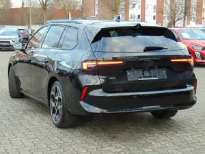 Opel Astra L 1.2 Turbo Sports Tourer AT8 Ultimate Bild 3