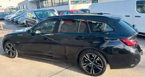 BMW 330 Bild 3