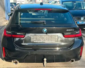 BMW 330 Bild 4