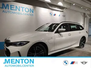 BMW 330 e xDrive M-Sportpaket/LCProf./AHK/ad.LED/Pano/Harm