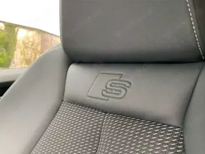 Audi Q4 e-tron 40 e-tron 3x  S-Line  21" PANO SONOS AHKvorbe Bild 3