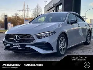 Mercedes-Benz A 200 A 200 L AMG Night Special Ed. Distr Standhz AHK