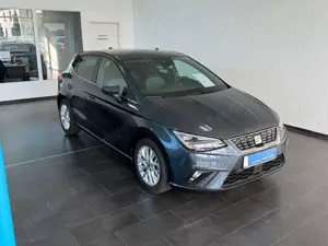 SEAT Ibiza CarPlay, Klimaa, Alu, PDC, Kamera, div. Assist. Bild 3