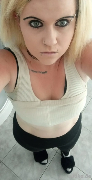Mischel, süße, Blonde Polin 24 Jahre alt neu in Berlin 
