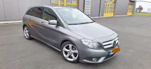 Mercedes-Benz B 180 (BlueEFFICIENCY) Bild 2