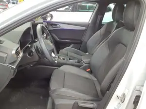 CUPRA Leon 1.5 eTSI DSG ACC+RFK+LED+Parklenkassistent Bild 4