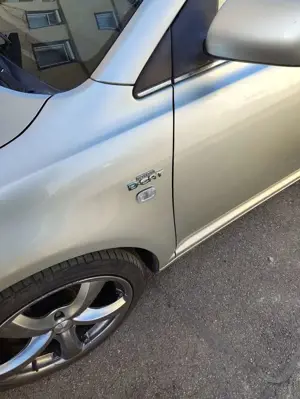 Toyota Avensis 2.2 D-CAT Combi Executive Bild 3