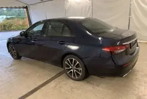 Mercedes-Benz E 300 Nav+ Widescreen Airm Distronic DAB Kamera Bild 4