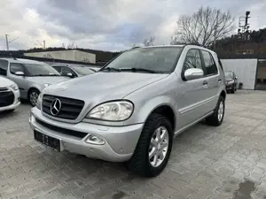 Mercedes-Benz ML 270 ML 270 CDI Automatik Allrad / Navi / Leder/Xenon