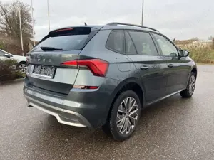 Skoda Kamiq 1.0 TSI CLEVER 17"+EL.HECK+NAVI-COLUMBUS+L Bild 5