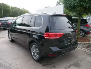 Volkswagen Touran Comfortline DSG *Kamera*Navi*7-Sitzer* Bild 4