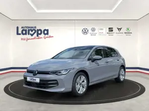 Volkswagen Golf VIII Life 1.5 TSI 6-Gang AHK,ACC,SHZ,Pano,LED