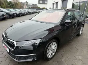 Skoda Octavia Combi 1.5 TSI Selection DSG/AHK/HUD/ACC Bild 3