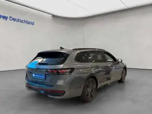 Volkswagen Passat Bild 4