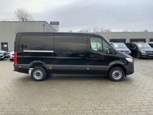 Mercedes-Benz Sprinter 317 CDI KA Mittel 3-Sitze Klima AHK 3.5 t. Bild 4