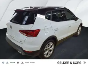 SEAT Arona FR 1.5 TSI ACC*AHK*RFK*CarPlay*Navi*LED*