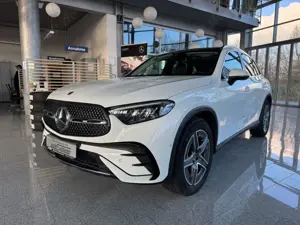 Mercedes-Benz GLC 220 d 4M AMG+Pano+AHK+Winter-Paket+Kamera