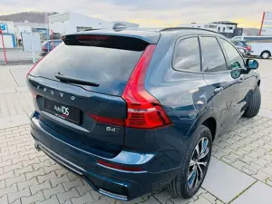 Volvo XC60 Plus Dark AWD PANO/SHZ/360°-Kamera Bild 4