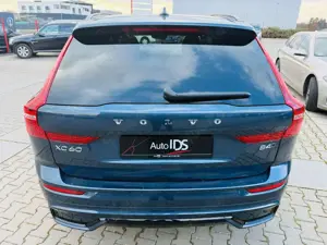 Volvo XC60 Plus Dark AWD PANO/SHZ/360°-Kamera Bild 5