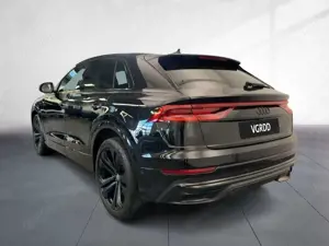 Audi Q8 55 TFSI Q. Kamera LED Navi HUD Pano Bild 3