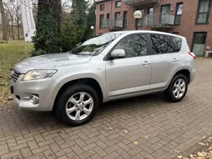 Toyota RAV 4 2.2 D-4D 4x4 Automatik Life