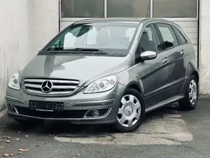 Mercedes-Benz B 200 CDI Autom.*NAVI*SHZ*TEMPO*PDC*KLIMA*TÜVNEU