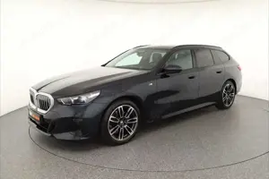BMW 520 d xDr. M Sport ACC|Lt|Pan|PA+360|harman|AHK Bild 3