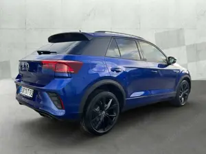 Volkswagen T-Roc R-Line Black Style1.5 l TSI DSG*EASY OPEN*AHK*IQ Bild 4