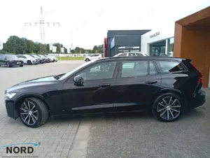 Volvo V60 Plus Dark Recharge Plug-In Hybrid AWD Bild 3