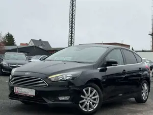 Ford Focus Lim. Titanium/SHZ/NAVI/EURO6