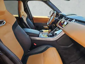 Land Rover Range Rover Sport P575 SVR Bild 4