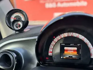 smart forTwo Passion*Garantie*Klima*Alu*Sitzheizung Bild 5